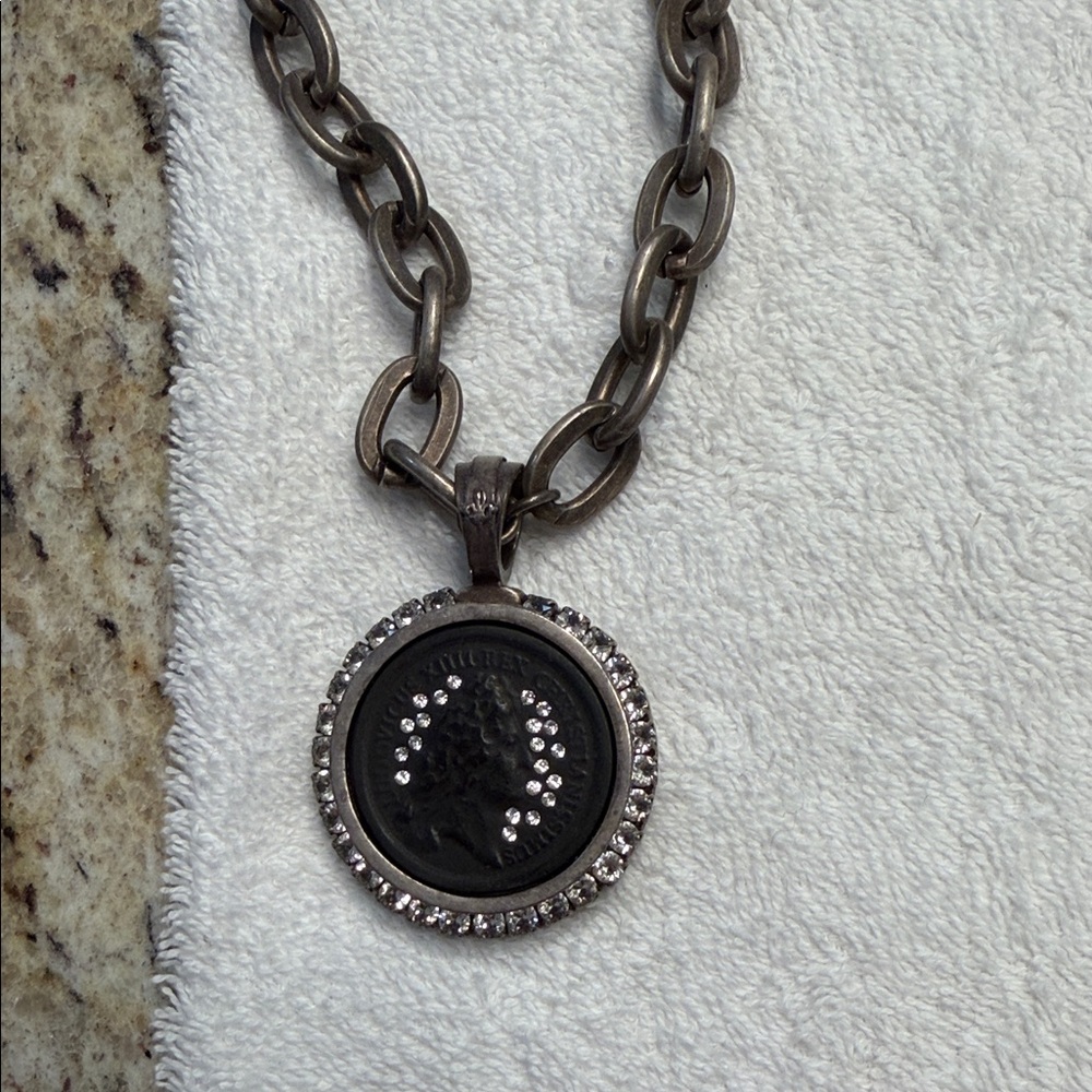 Elegant Silver Coin Pendant Necklace